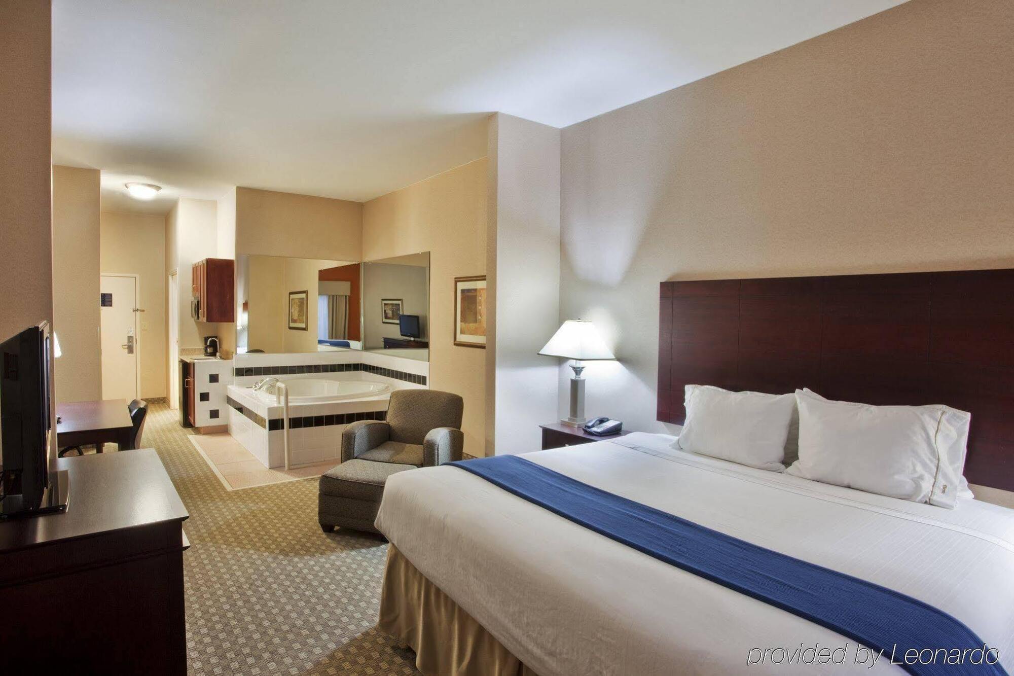 Holiday Inn Express Hotel & Suites Mcdonough By Ihg Экстерьер фото